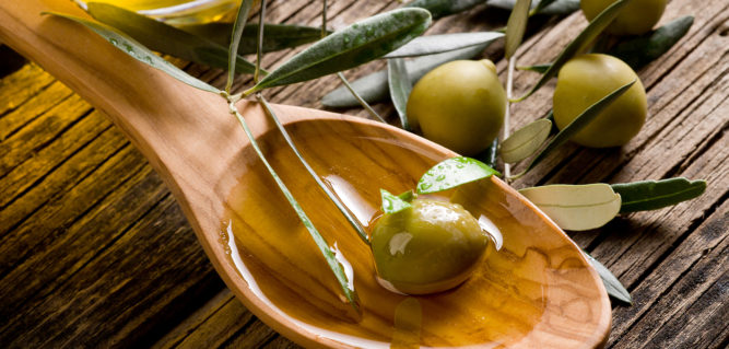 Chef Lawrence Cooking Tip: Pan Fry With the Right Oil